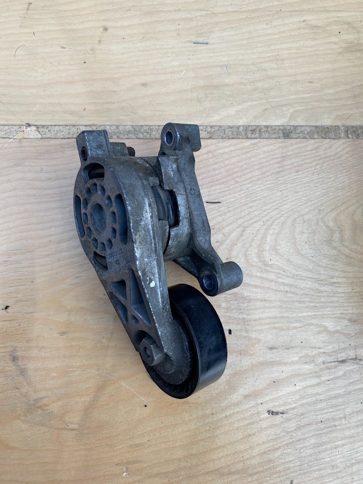 2.0tdi BKD díly motoru - 5