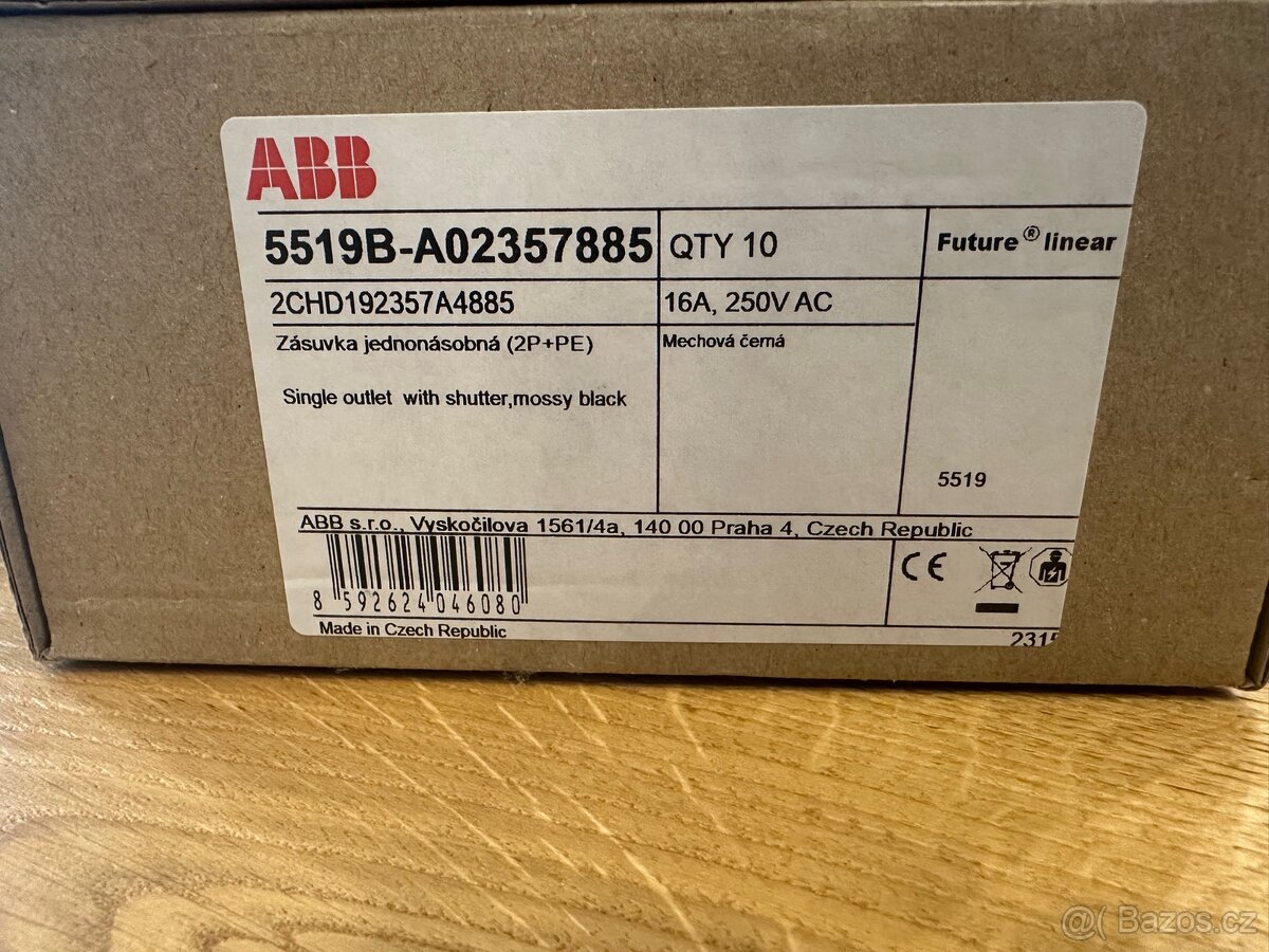 Zásuvky ABB Future Linear - mechová černá - 5