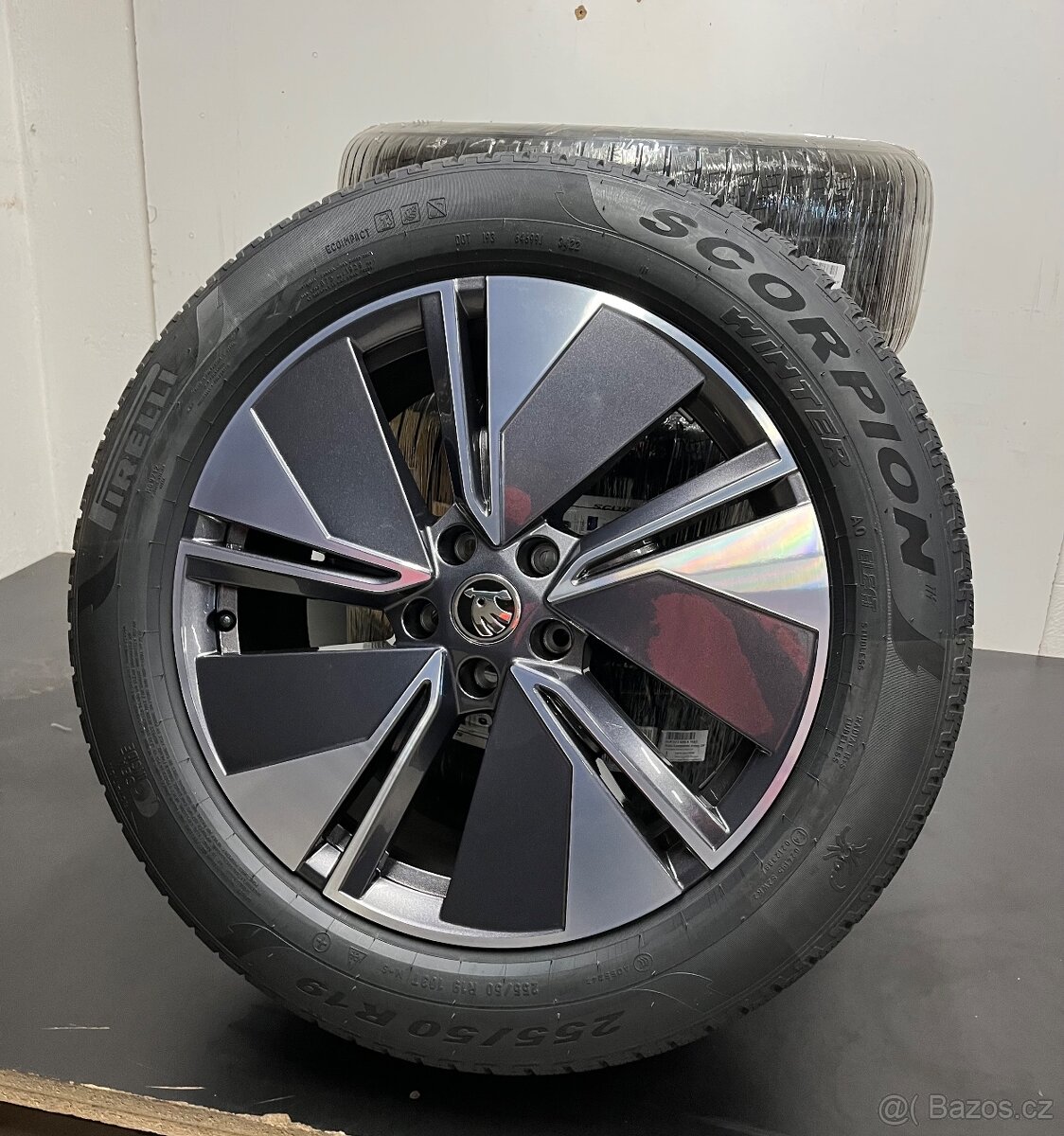 Enyaq/Elroq R19 Nová zimní sada Regulus - 5