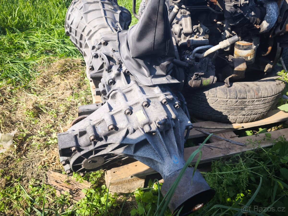 Motor nissan D22, 76kw, převodovka, rozvodovka, atd. - 5