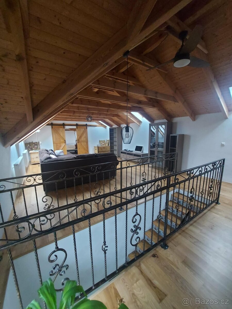 Velký venkovský dům k pronajmutí - 5