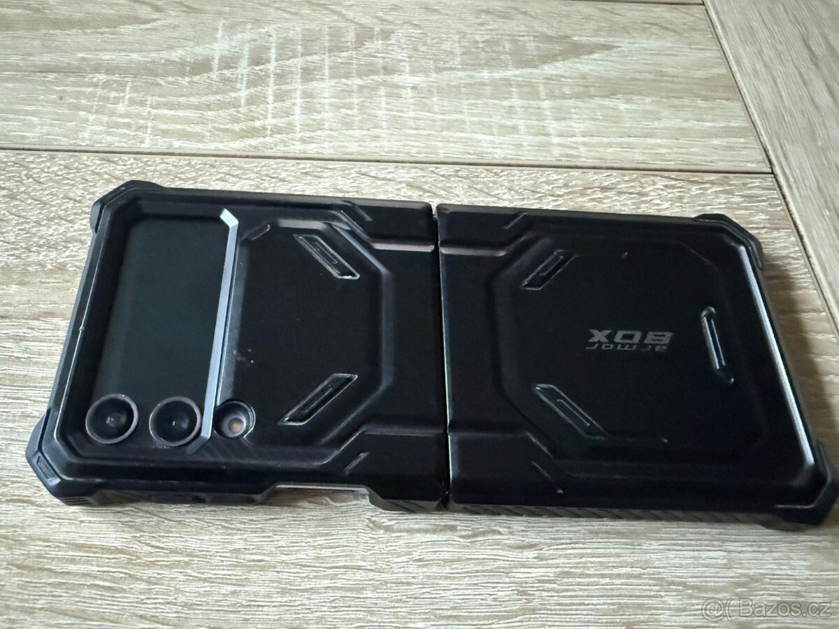 SAMSUNG GALAXY Z FLIP 4 - 5