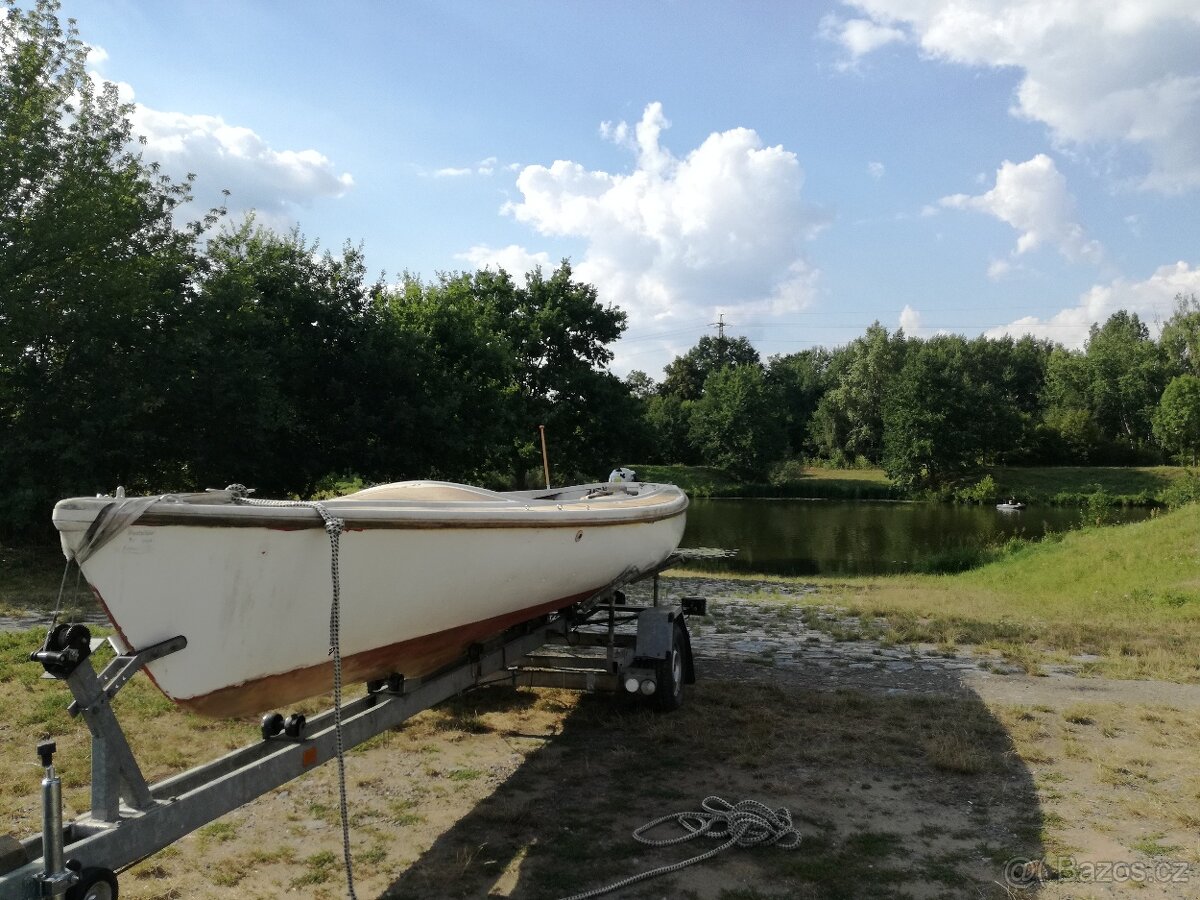 PRODEJ - LAMINÁTOVÁ LOĎ - LETNÍ SLEVA - 5