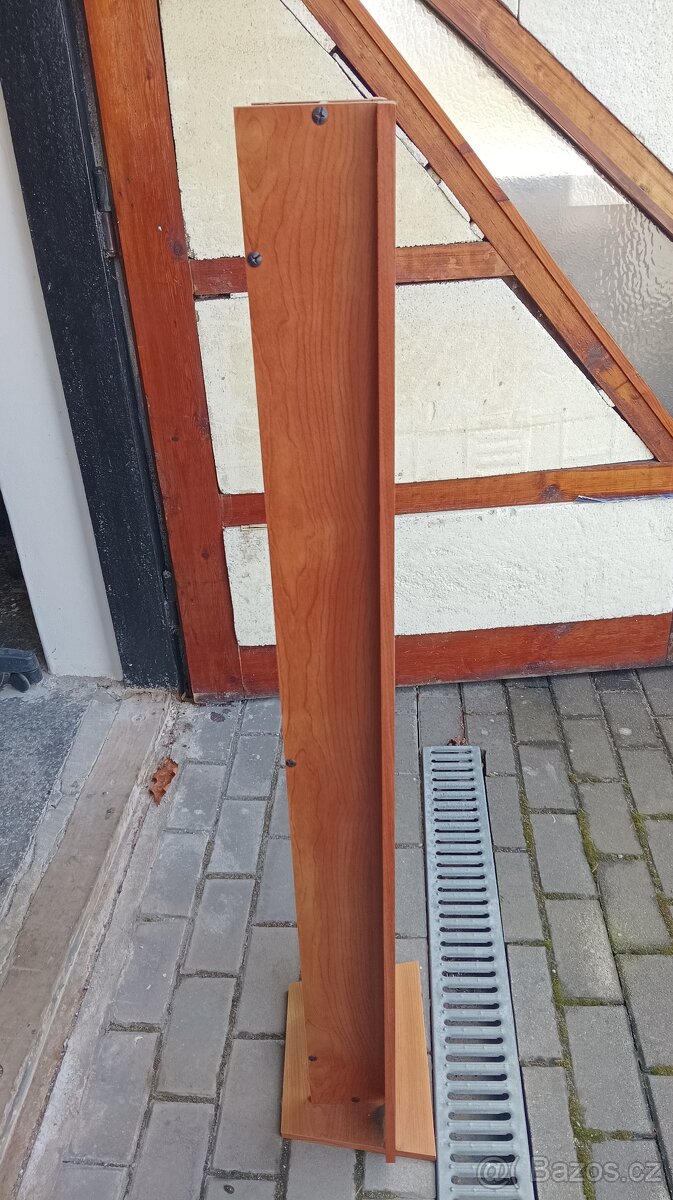 Stojan na DVD nebo CD disky. - 5