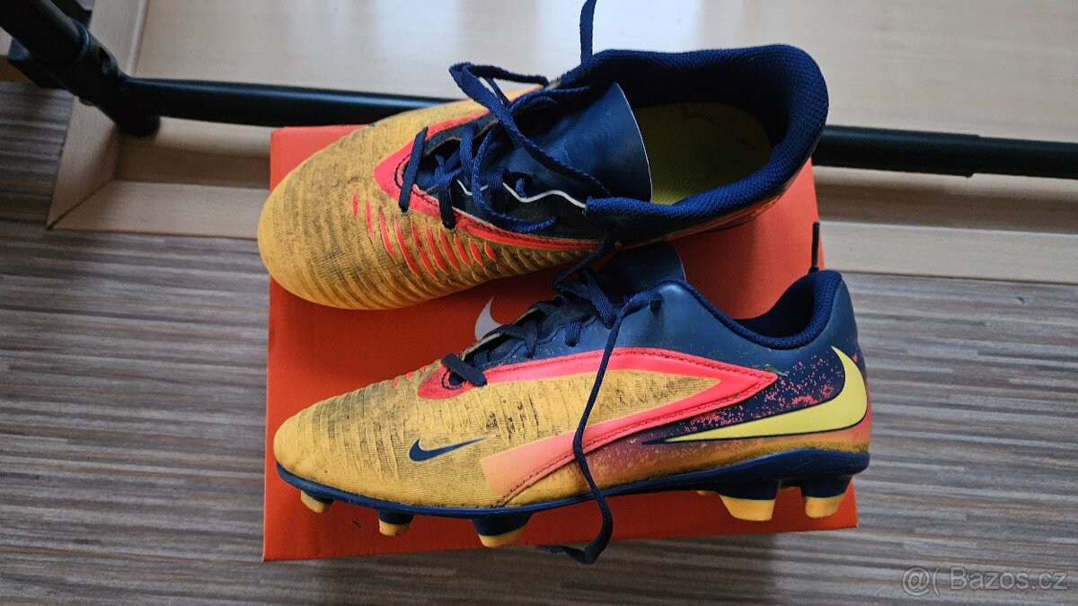 Dětské venkovní kopačky NIKE Phantom vel. 36 - 5