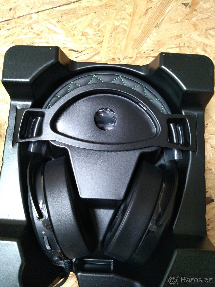 CORSAIR HS50 PRO herní sluchátka - 5