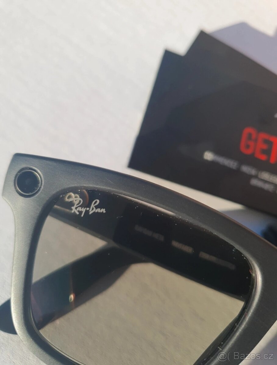 Meta Ray-Ban transitions green - 5