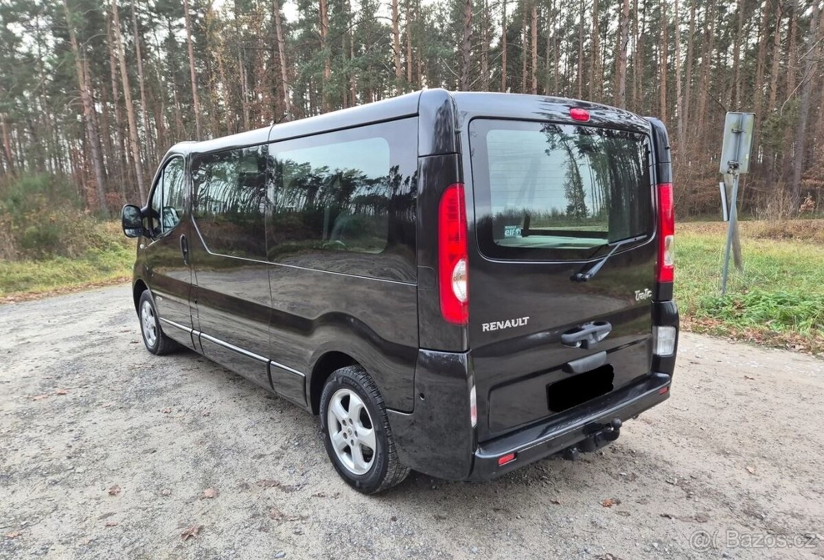 Renault Trafic 2.0 dCi 115 FAP Grand Passenger Black Edition - 5