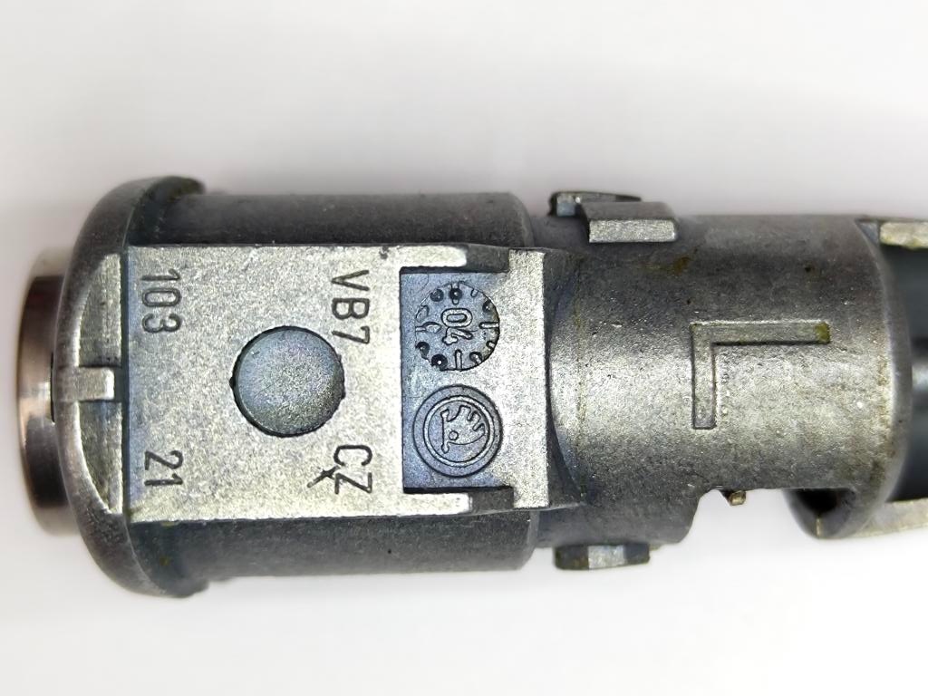 Zámek Škoda Octavia 2 + postavení na váš klíč. Škoda Octavi - 5