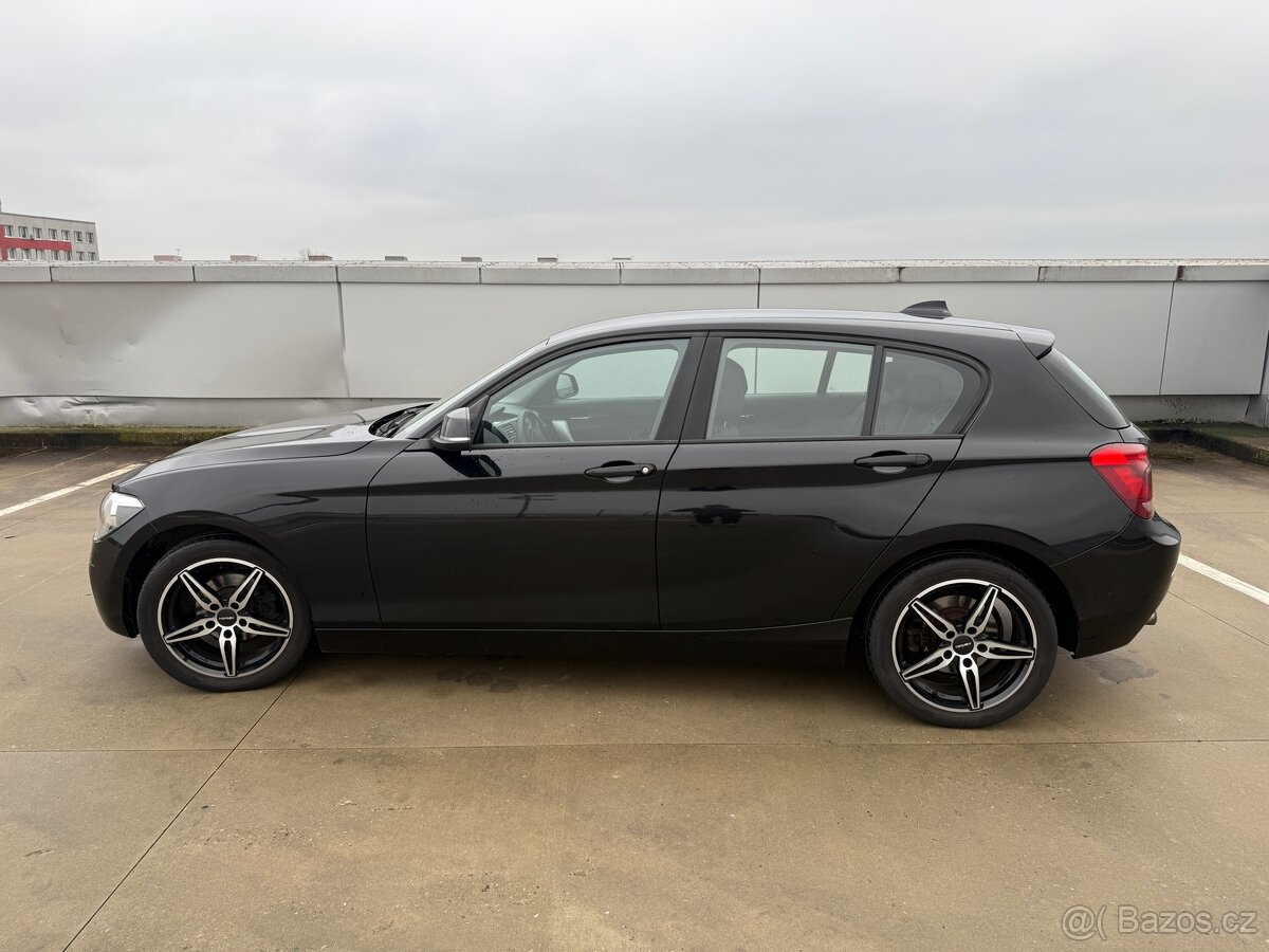 BMW 116i 100 kW – 2012 – krásný stav, manuál, servisní kniha - 5