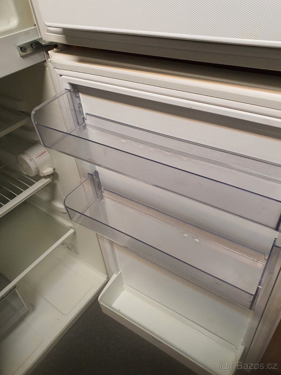 pěkná 120 cm lednice s mrazákem nahoře - 5
