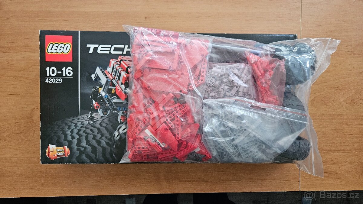 LEGO Technic 42029 - 5