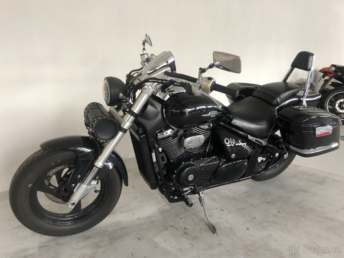 Suzuki M800 Intruder - 5