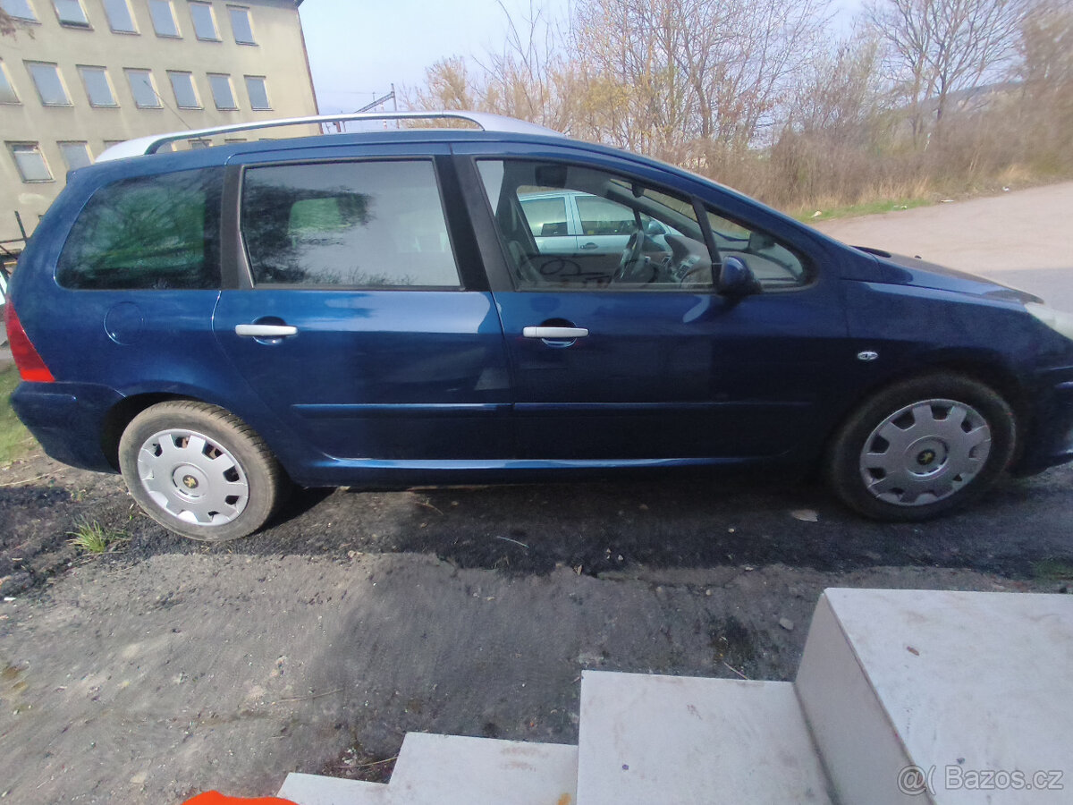 Pegeot 307 SW 2.0L kombi - 5