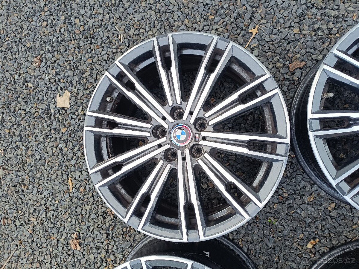 BMW Styling 790M 7.5 x 18 ET25 + 8.5 x 18 ET40 R18