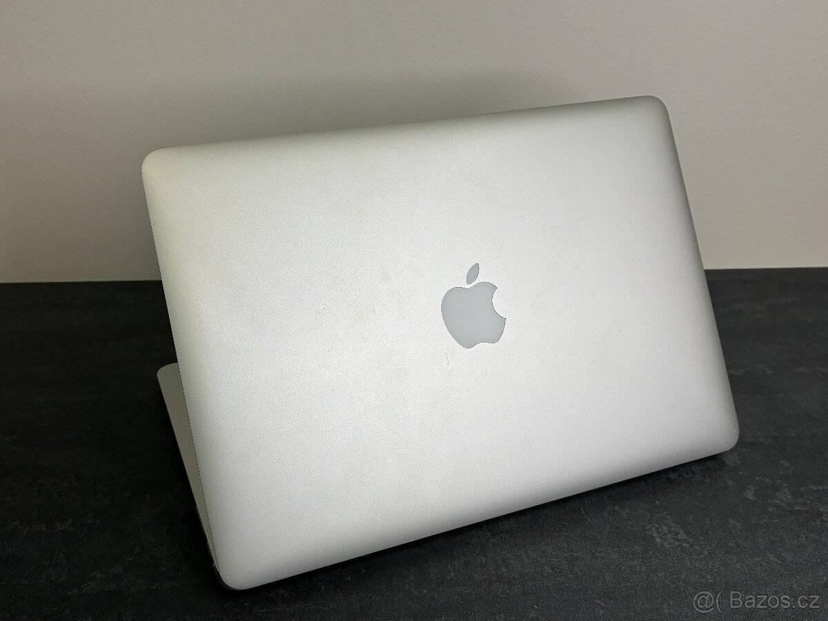 MacBook Air 13'' 2017 / i5 / 8GB RAM / 128GB SSD - DPH - 5