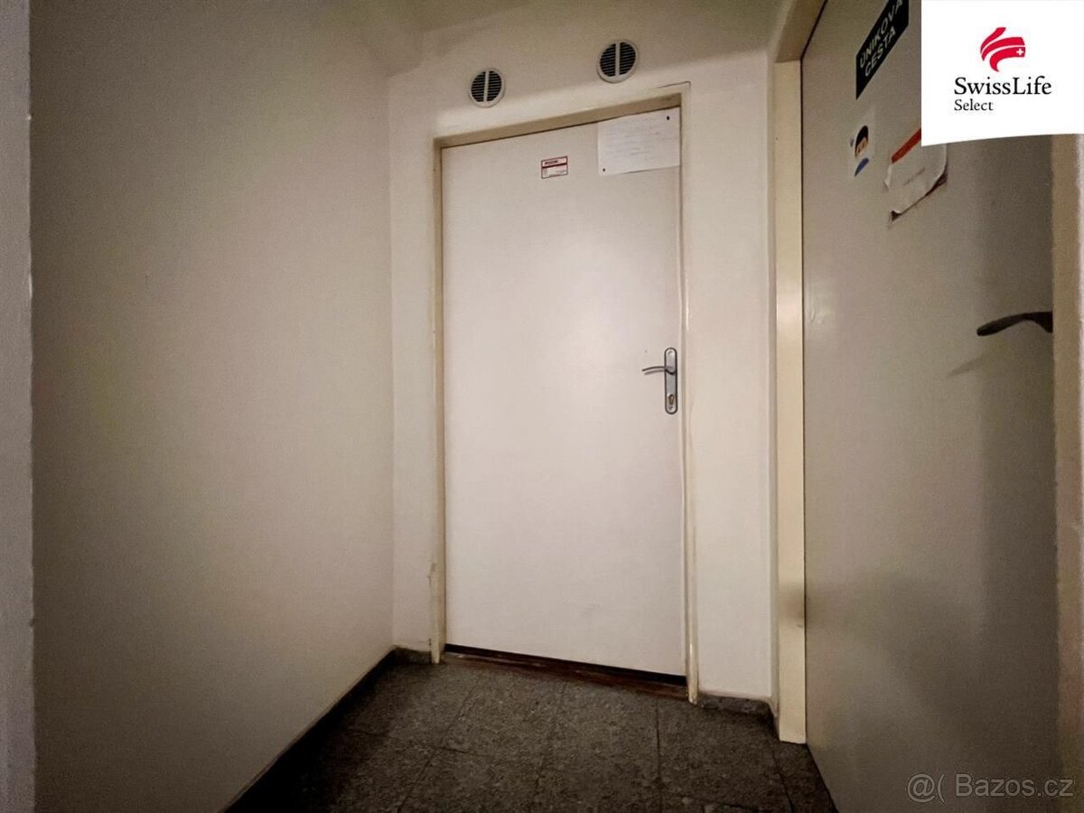 Prodej skladového prostoru 22 m² Nad motolskou nemocnicí, Pr – pohled 5