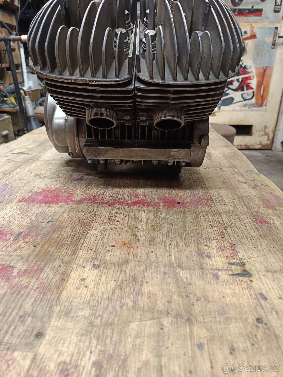 Suzuki gt 250 - 5