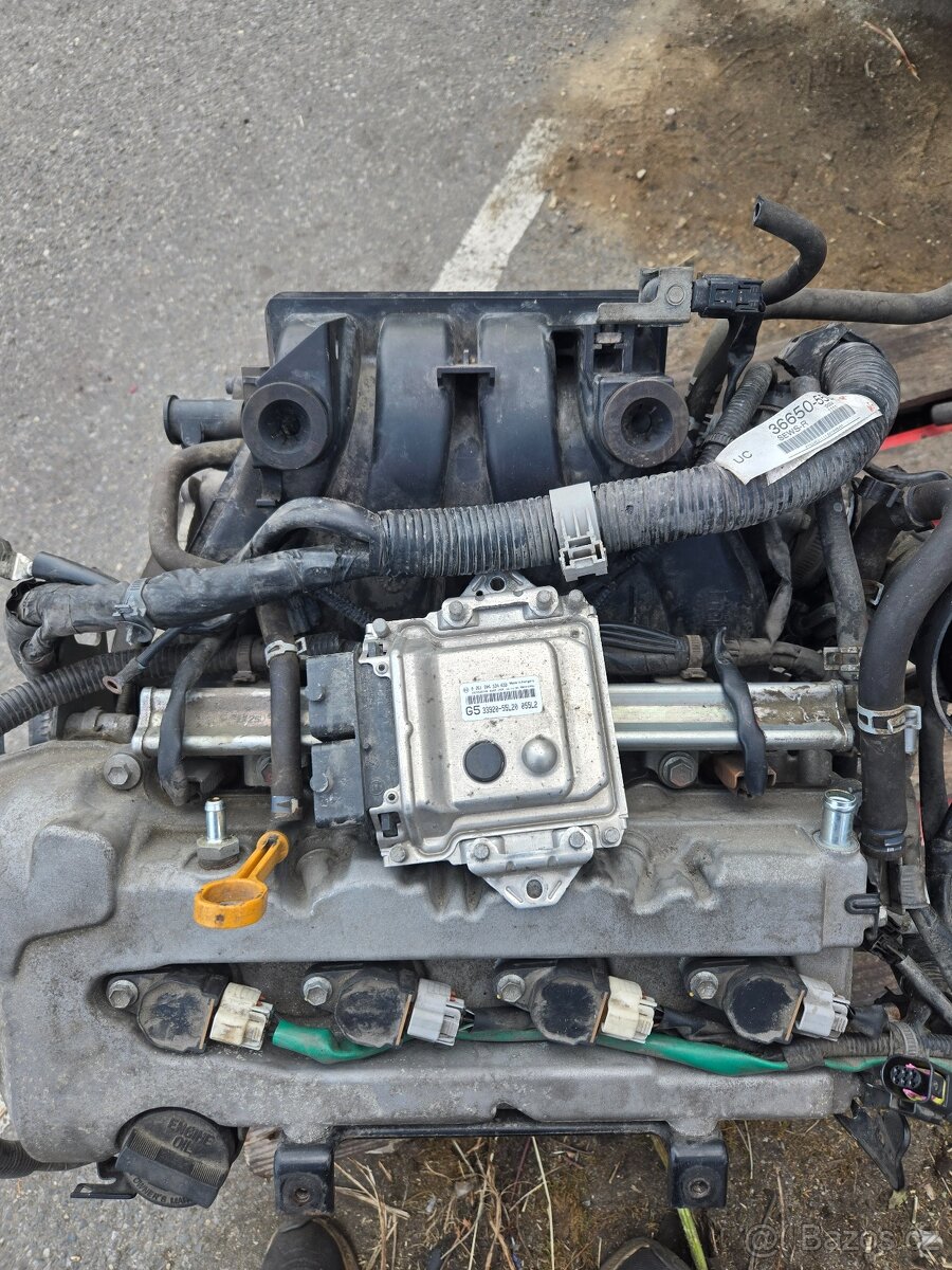 Suzuki sx4 motor 1.6i M16A 88kw - 5