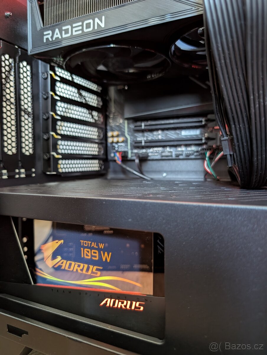 Herní Počítač Aorus+Monitor - 5