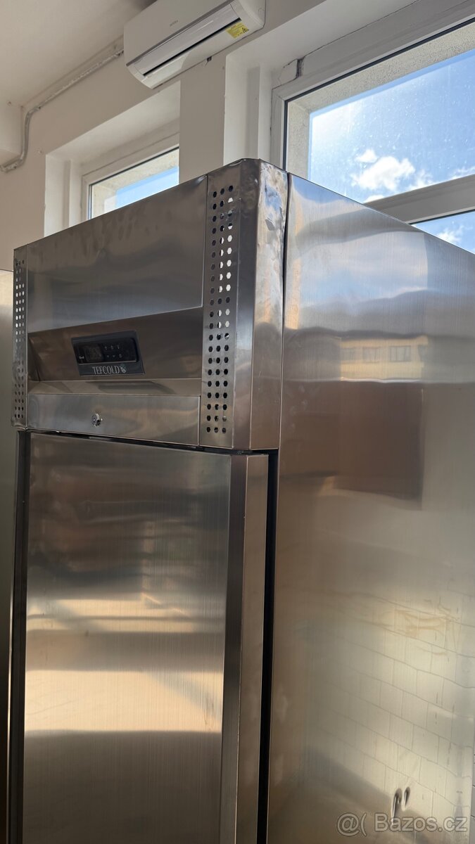 Nerezová chladnička Tefcold RK505 - 5