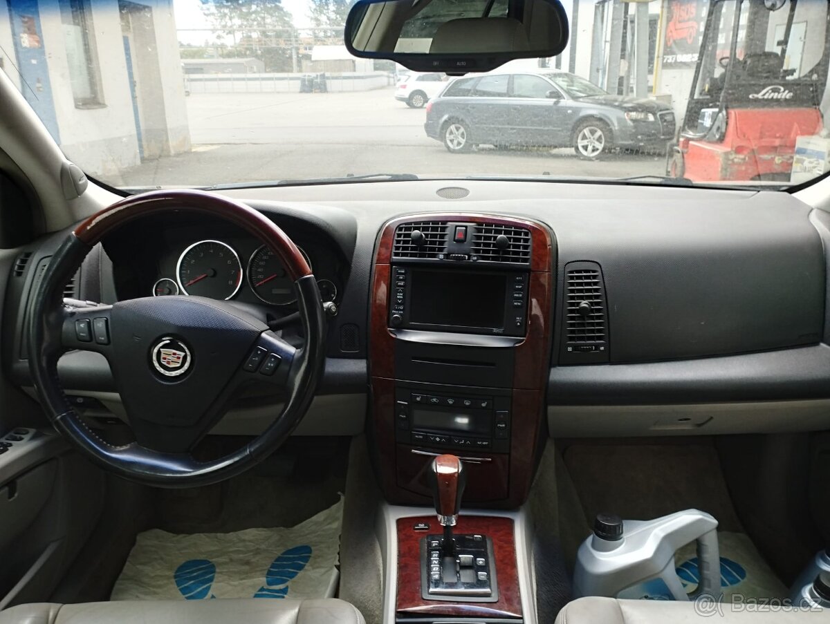 Cadillac SRX V8 4.6i bez LPG 4x4 - 5