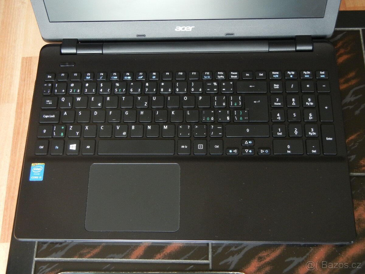 Acer TravelMate P- 256, Velmi dobrý stav - 5