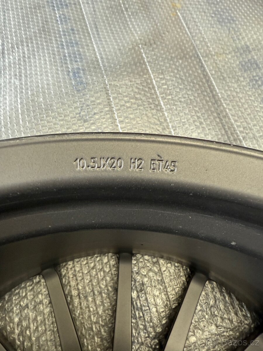 Maserati Quattroporte - 5