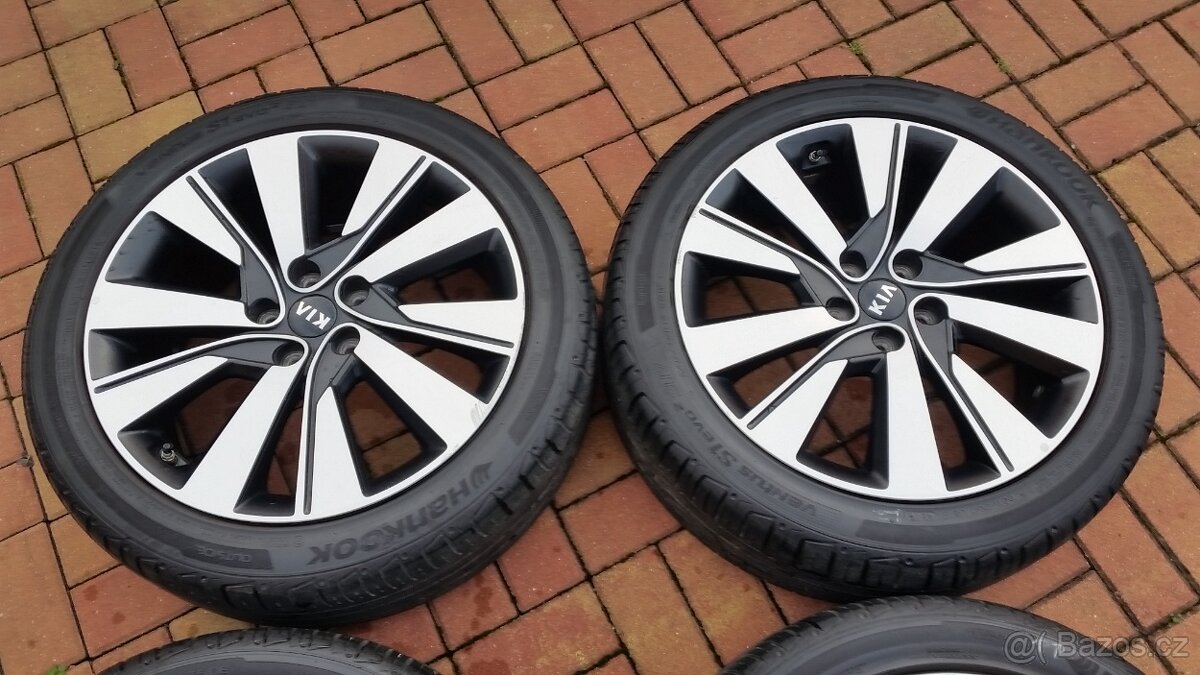 ALU kola KIA Sportage 5x114,3 R19 pneu 245/45/19 - 5