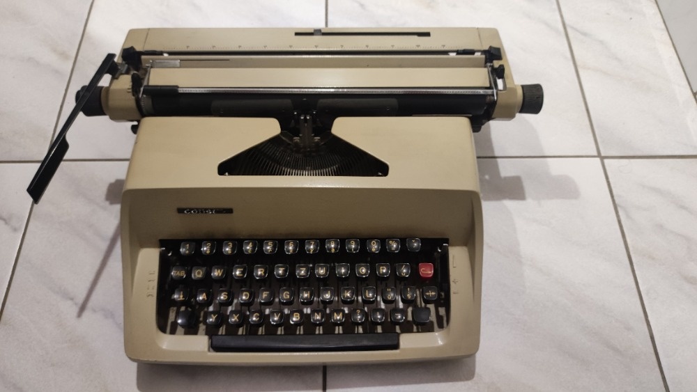 Psací stroj Consul 2224 r.v.1974 - Retro - 5