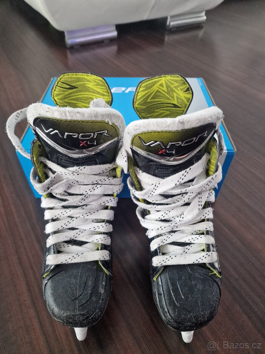 Brusle Bauer Vapor X4 JR, vel. 2 - 5