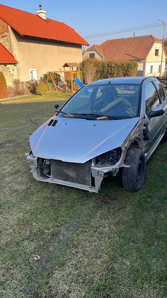 Peugeot 206 - 5