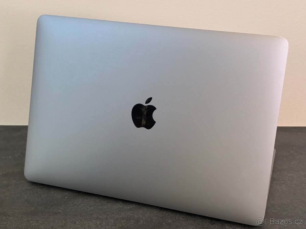 MacBook Pro 13'' 2017 / i5 / 8GB / 512GB SSD - DPH - 5