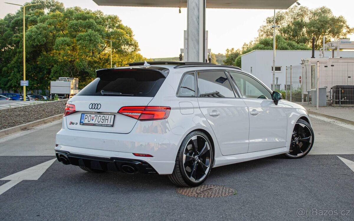 Audi RS3 2.5 TFSI Quattro - 5