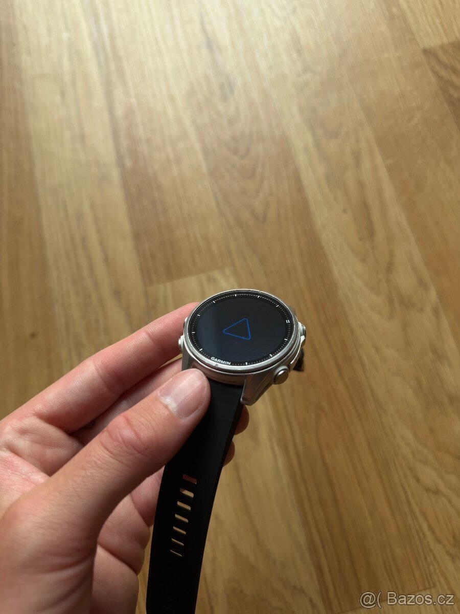 Garmin Fenix 8 43mm AMOLED - 5