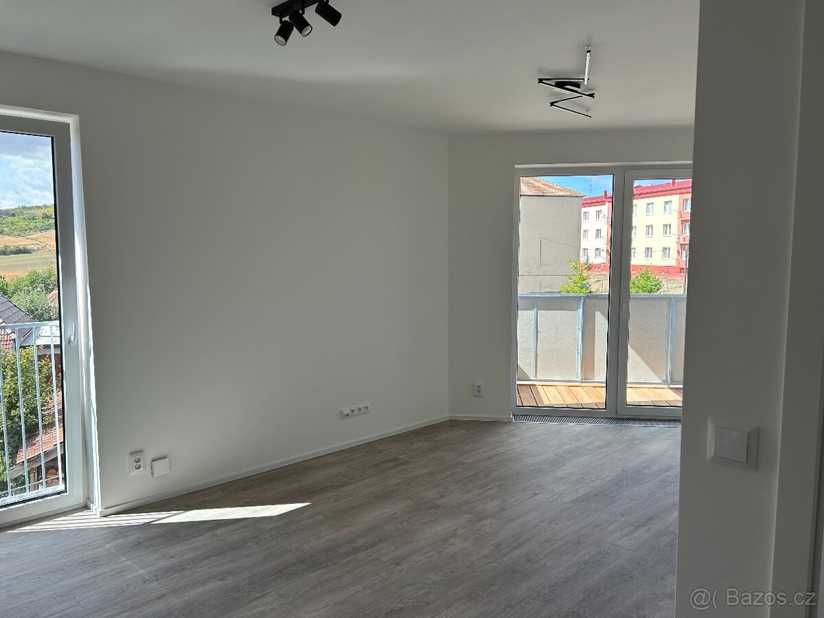 Pronájem bytu 2+kk 49 m² - 5