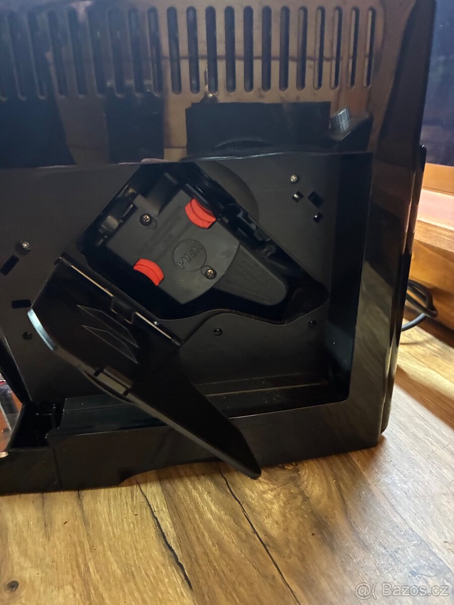 Kávovar DeLonghi Magnifica - 5