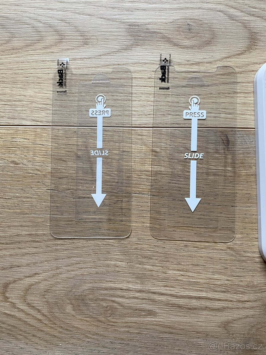 Ochrané skla spigen na iPhone 11 Pro/Xs/X - 5