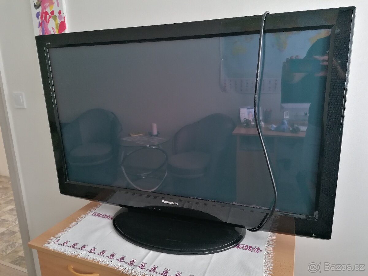 Televize Panasonic Viera úhlopříčka 105 cm - 5