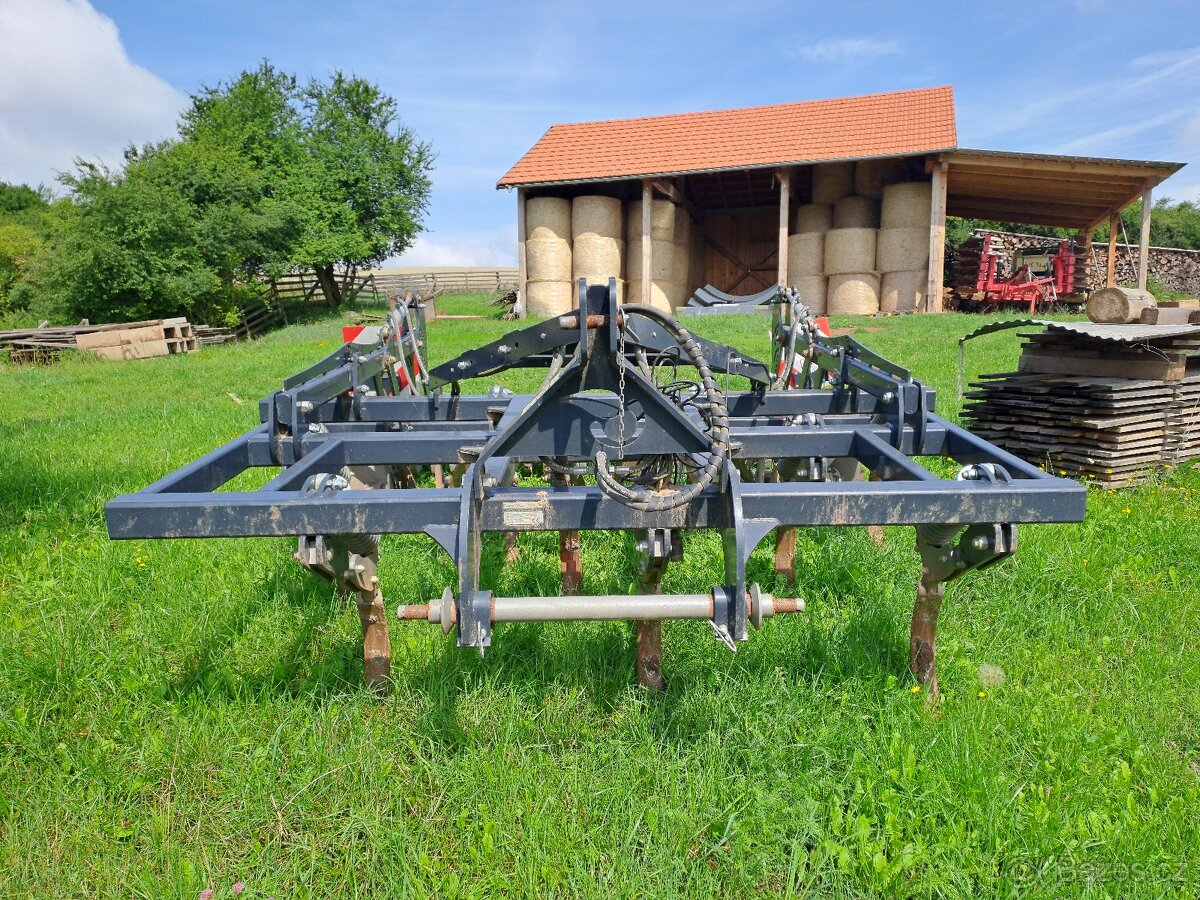 Radličkový kypřič Agro-tom - 5