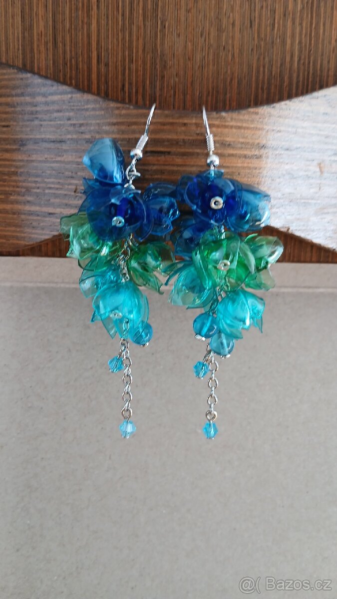 Plastové náušnice bižuterie - 5