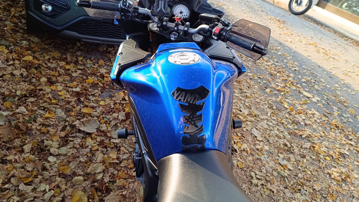 Yamaha FZ 8 S Fazer (2010) ZIMNÍ VÝPRODEJ-SUPER CENA - 5