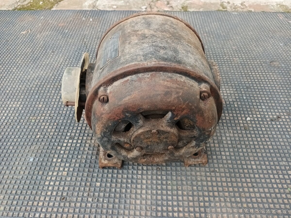 Prodám elektromotor ŠKODA 1,1kW - 5