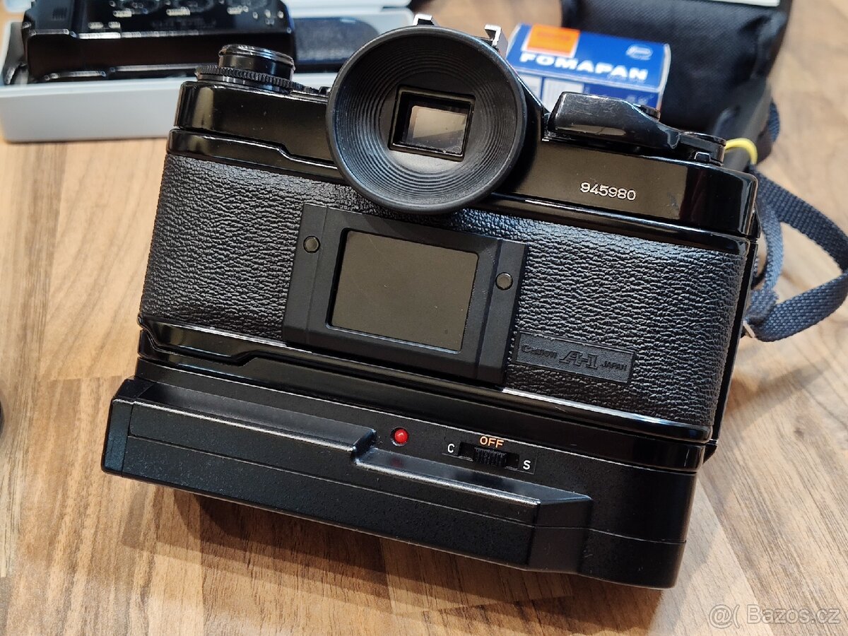 Canon A-1 + FD 28mm + příslušenství - 5