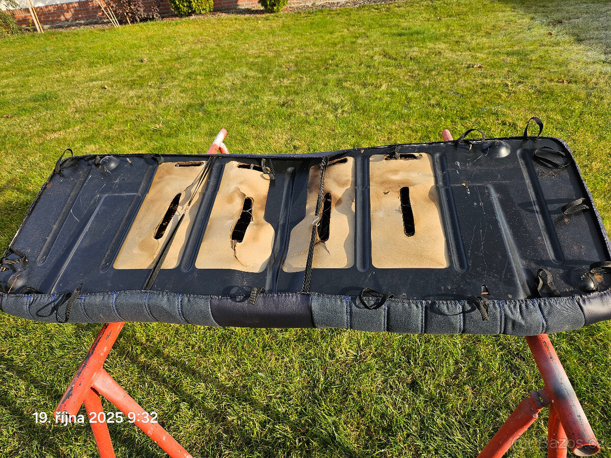 Mercedes W114/115 nové potahy sedadel - 5