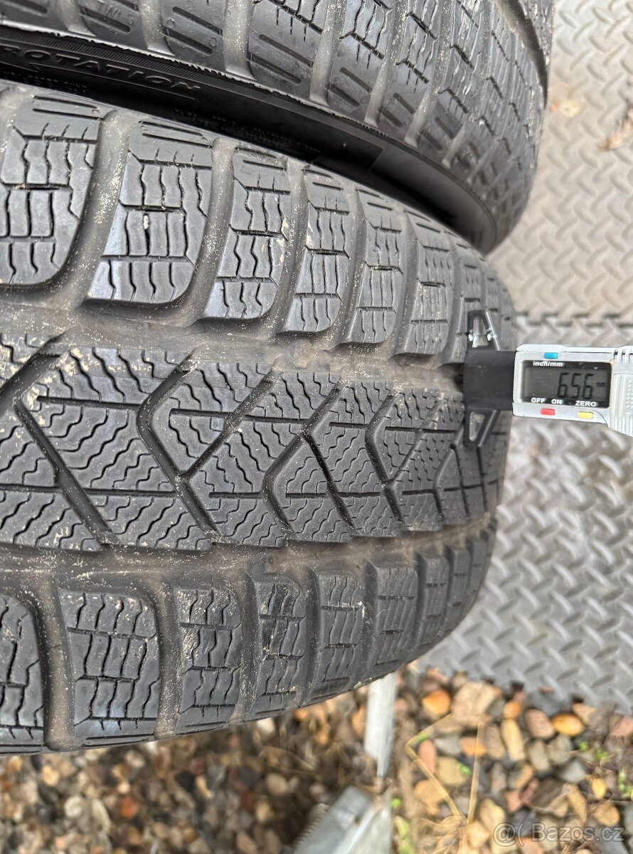 215/45/17 - Pirelli zimní sada pneu - 5