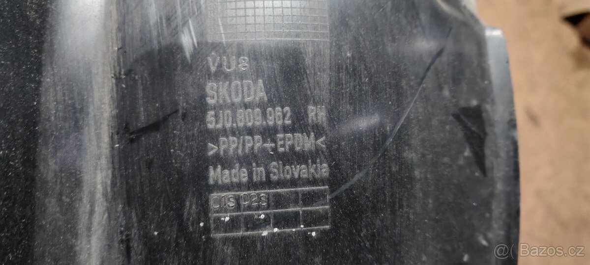 Plastový podoběh - 5