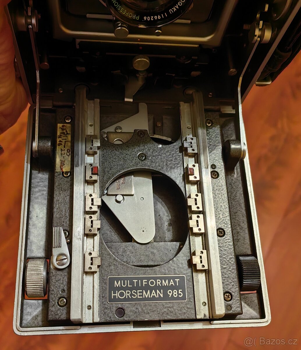 Horseman 985 + Nikon W 105/3.5 - 5