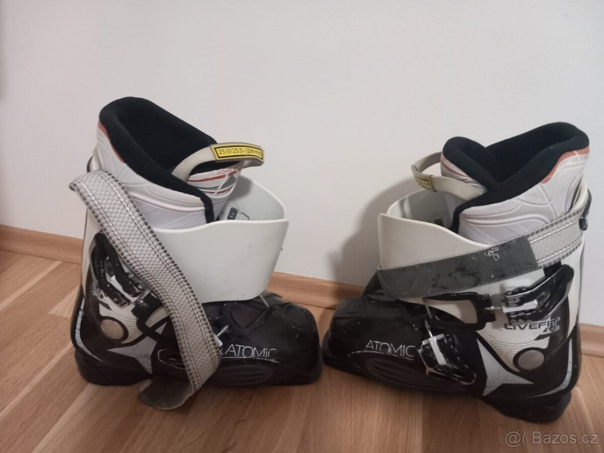 Lyžařská helma + lyže - 5