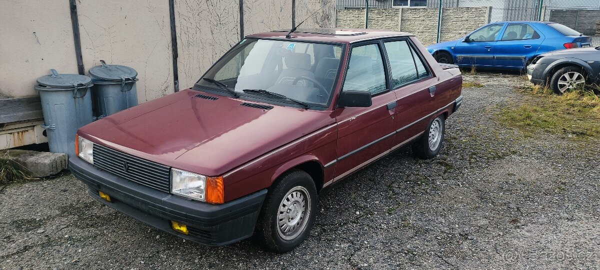 Prodám Renault 9, rv.1984, 1.majitel - 5